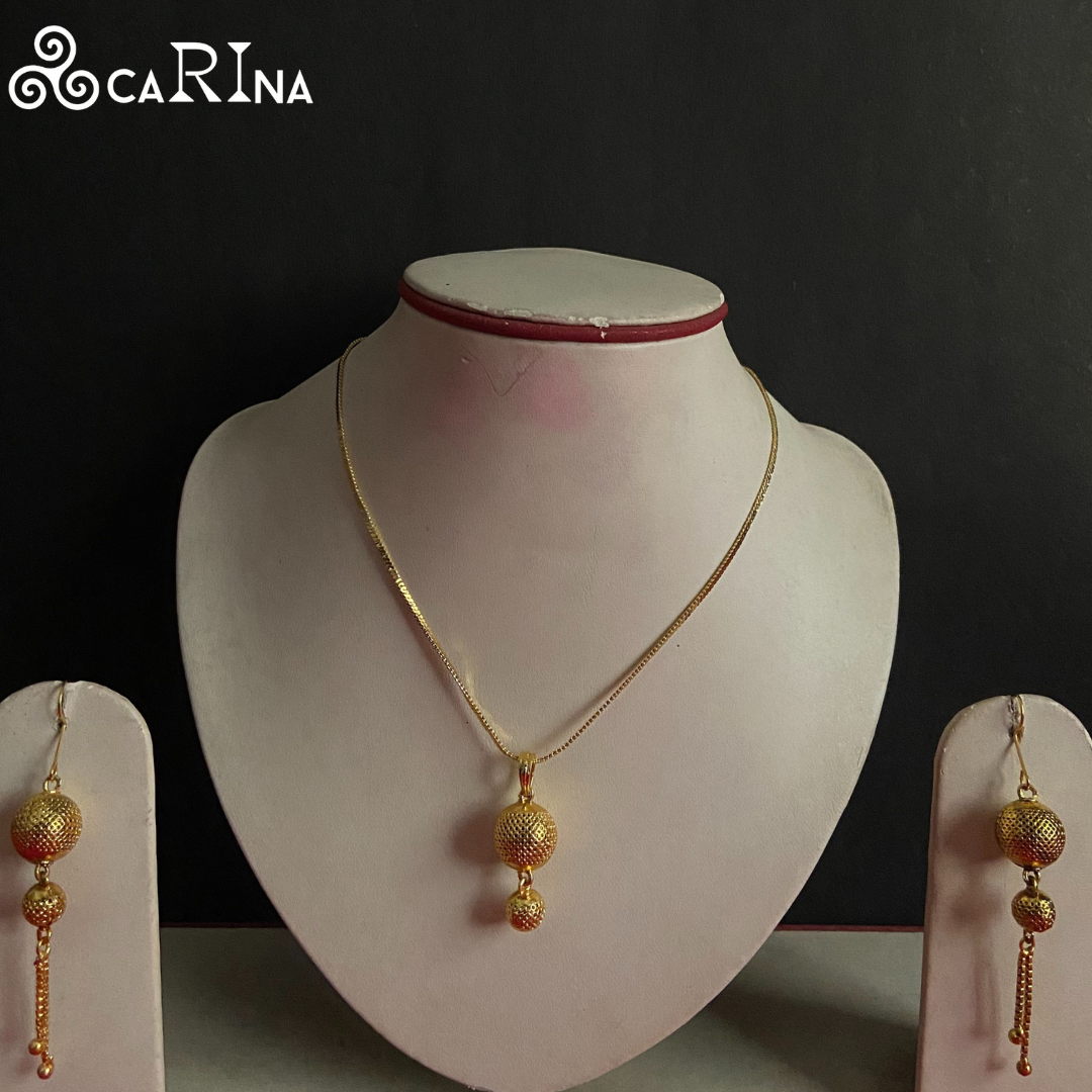Divya Gola Gold Set