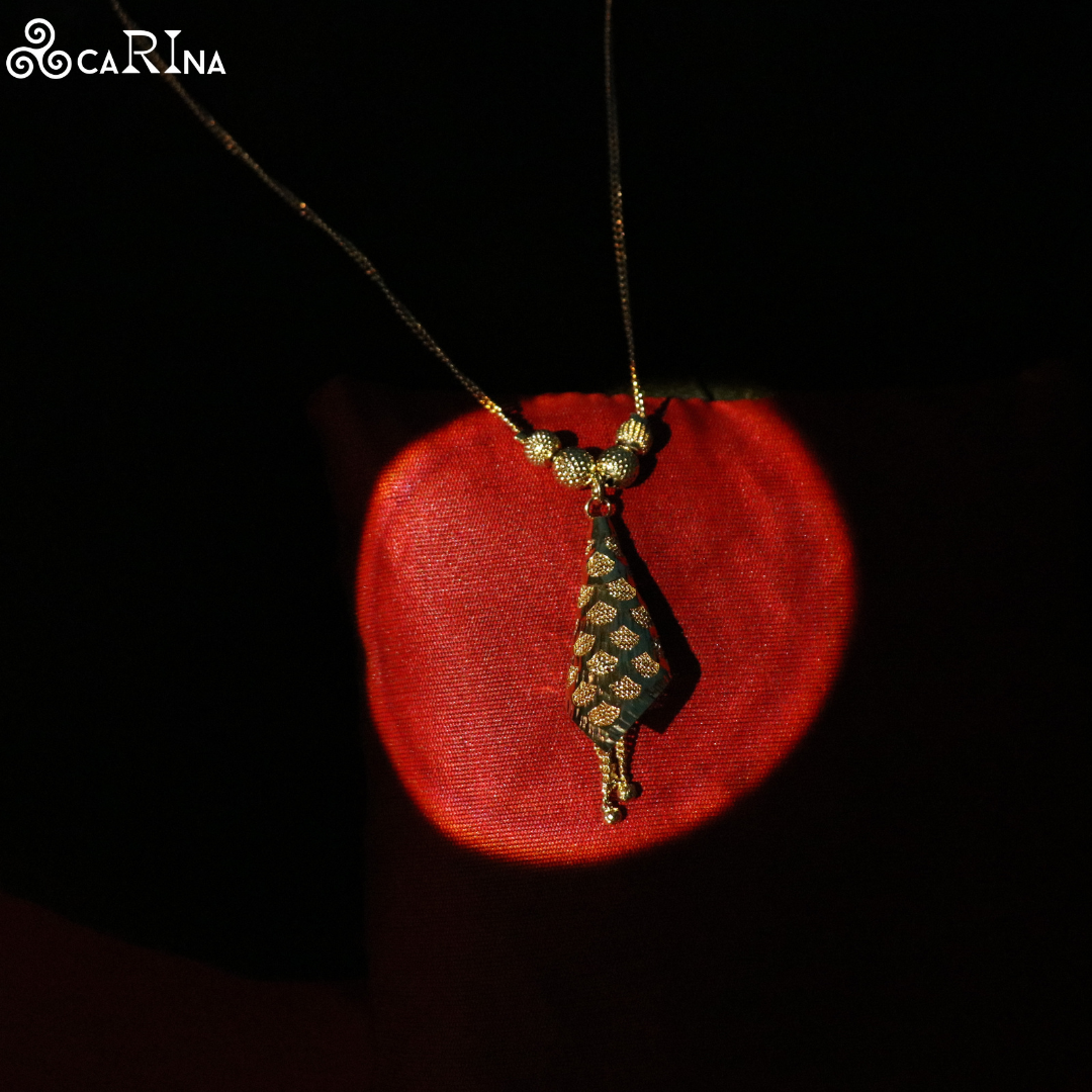 Mystic Drape Pendant