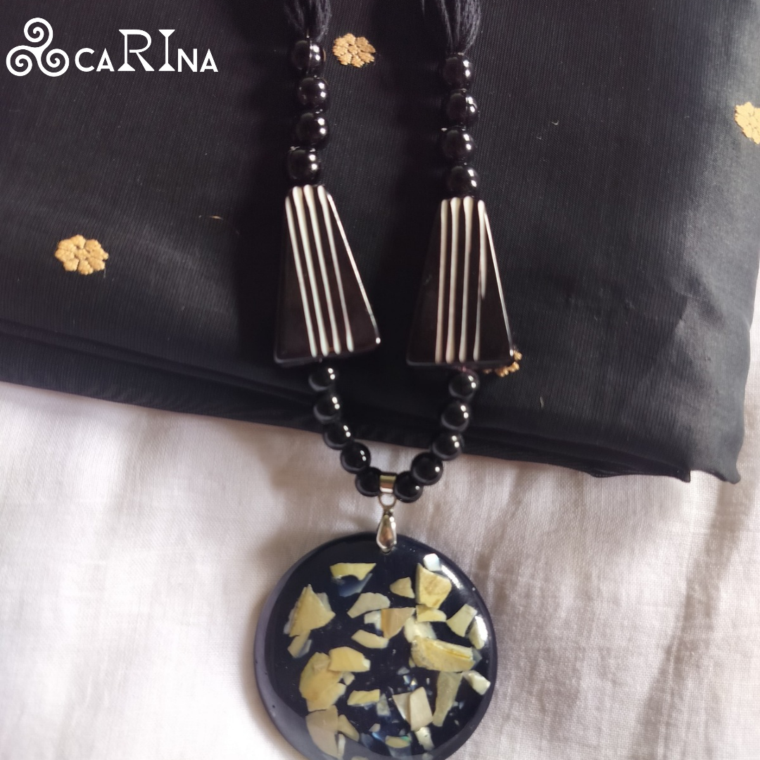 NoirShine – Black Mosaic Statement Set