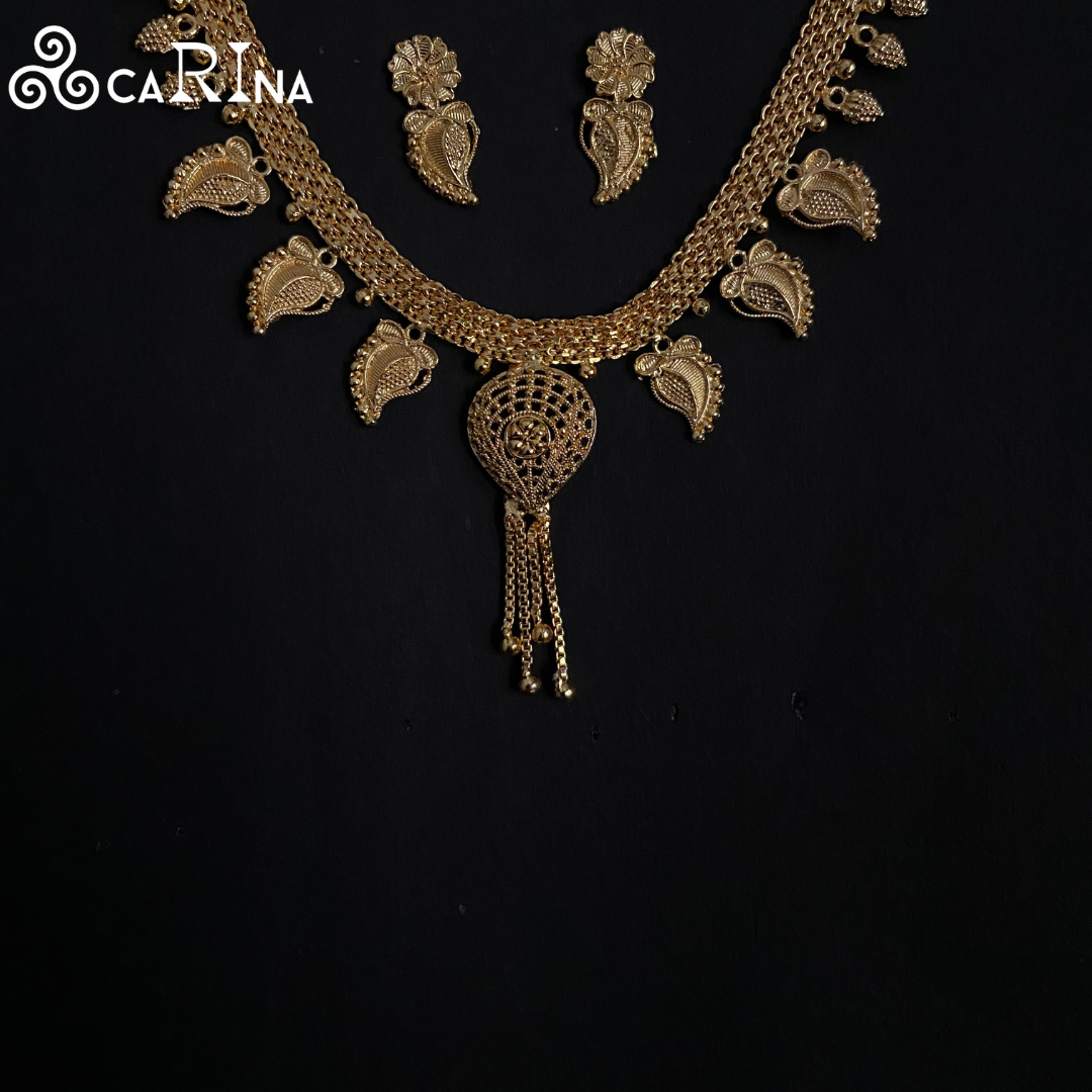 Carina Regal Paisley Bridal Necklace Set